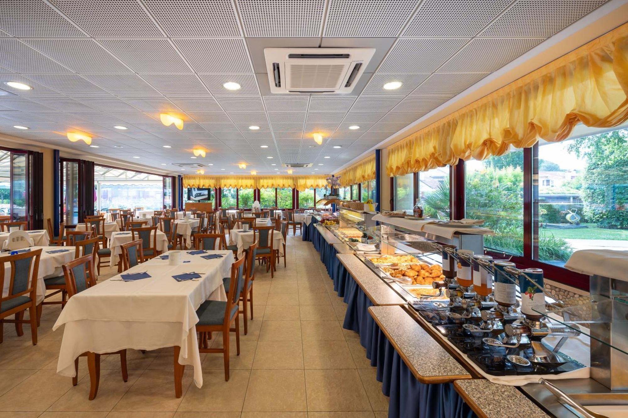 ביביונה Villaggio Planetarium Resort מראה חיצוני תמונה